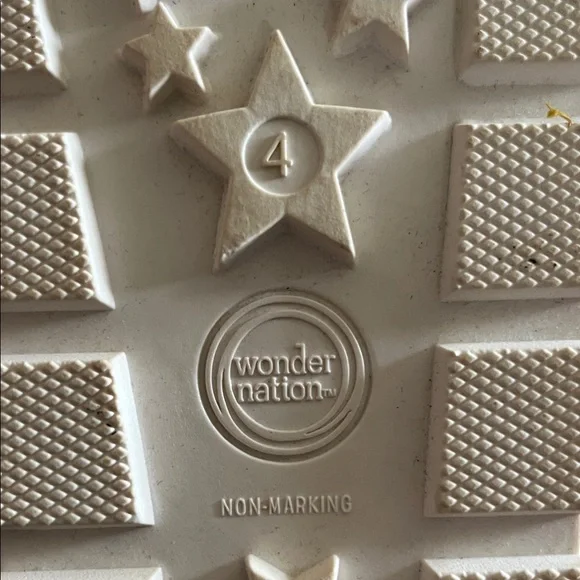 Wonder Nation Brown Kids Sandals - Picture 2 of 3